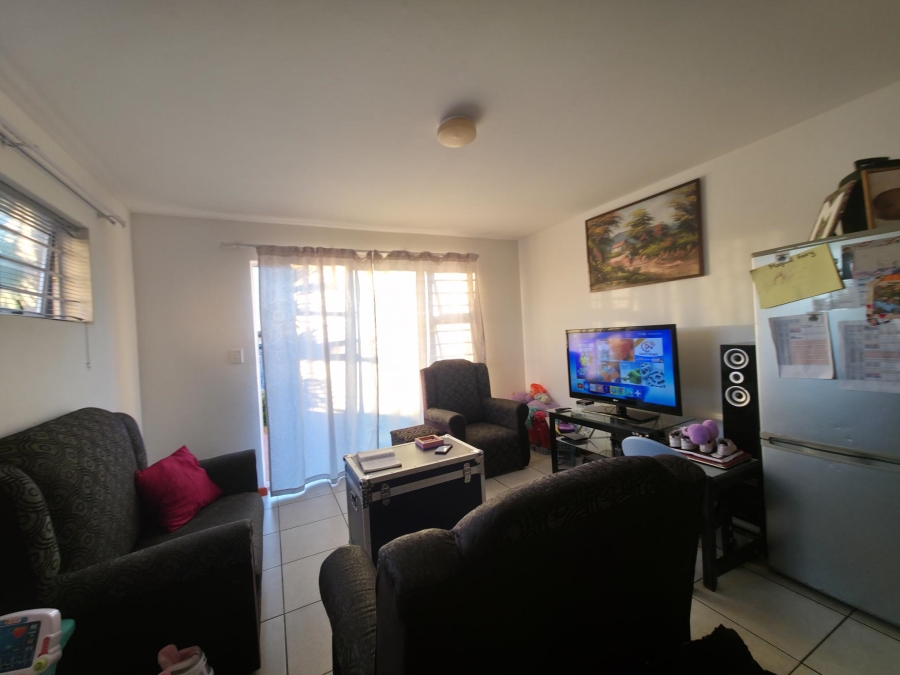 2 Bedroom Property for Sale in Houghton Place Western Cape